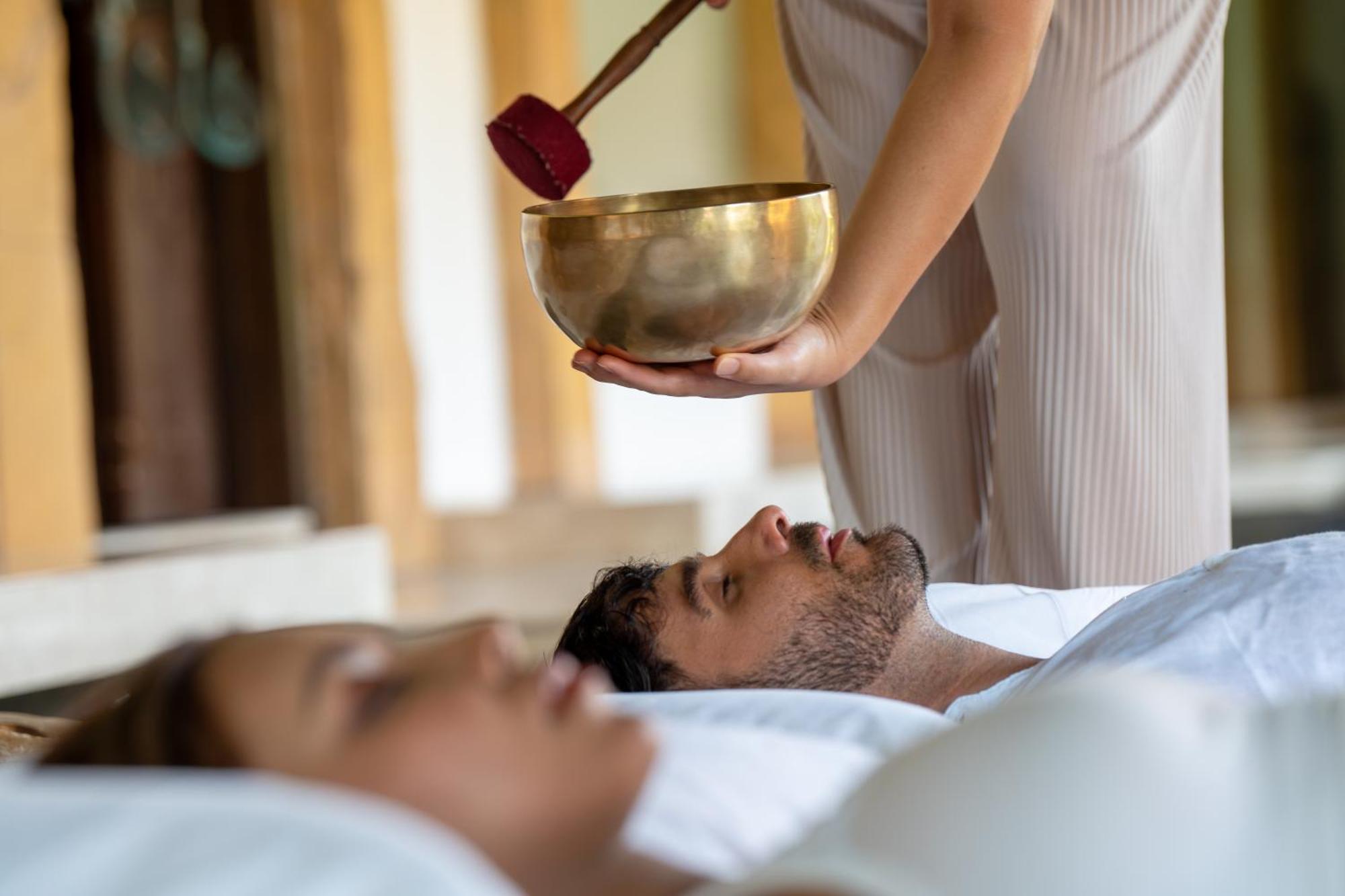 Jw Marriott Khao Lak Resort And Spa Εξωτερικό φωτογραφία Singing bowl therapy